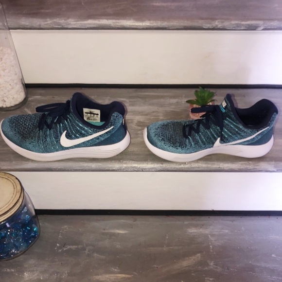Nike LunarEpic Low Flyknit 2 ‘Binary Blue’ sneaker 7 - Picture 4 of 8